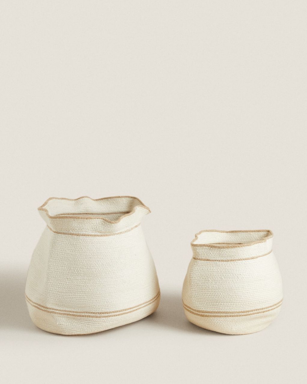 Round Woven Basket (Medium)
