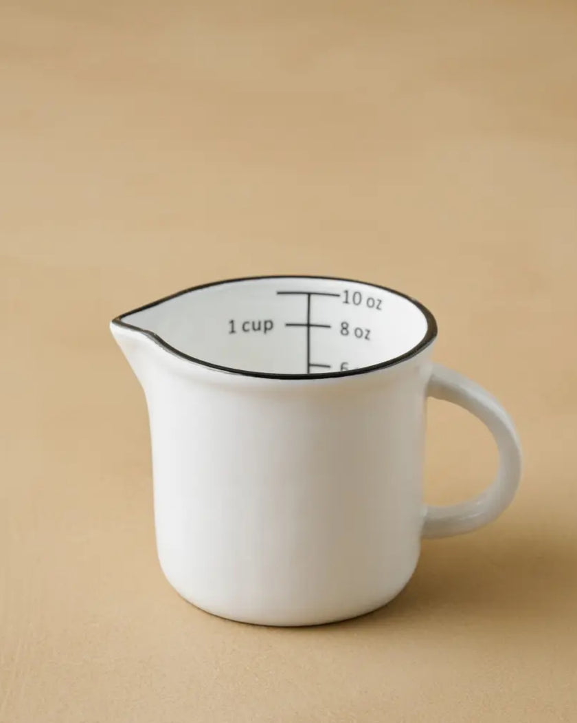 Black Rim Measuring Pitcher
