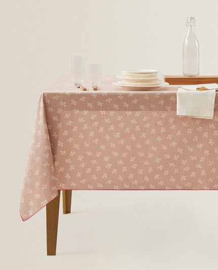 Floral Tablecloth (Round)