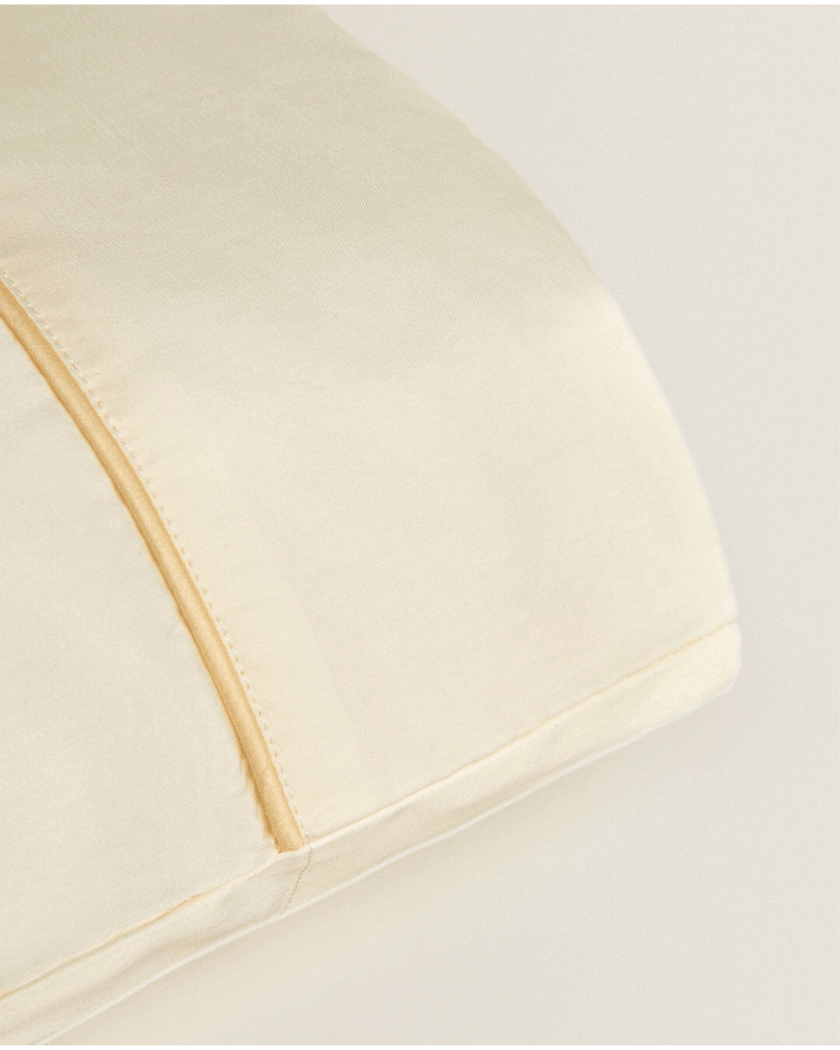 Sateen Pillowcase with Gold Line Set of 2