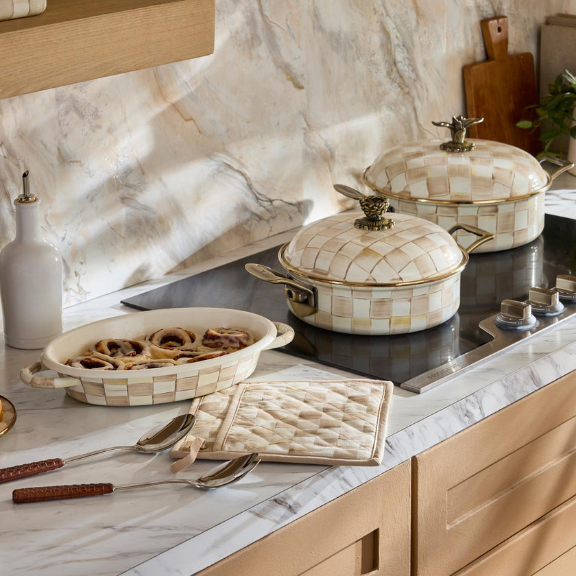 Mocha Check Enamel Casserole