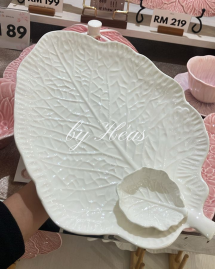 White Cabbage Chip n Dip