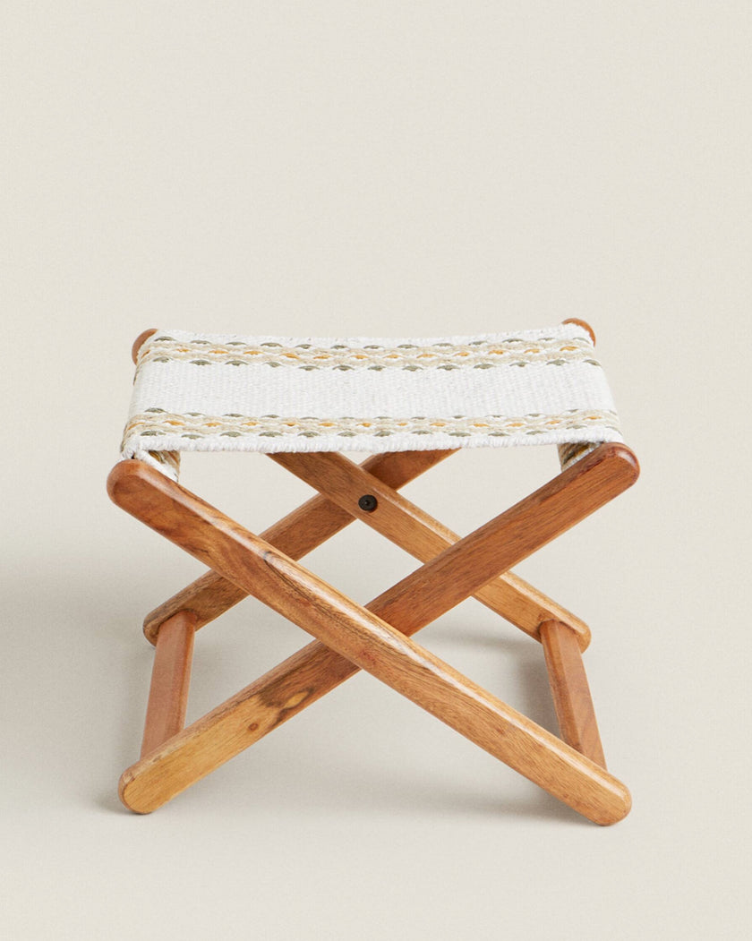 Foldable Wooden Foot Rest