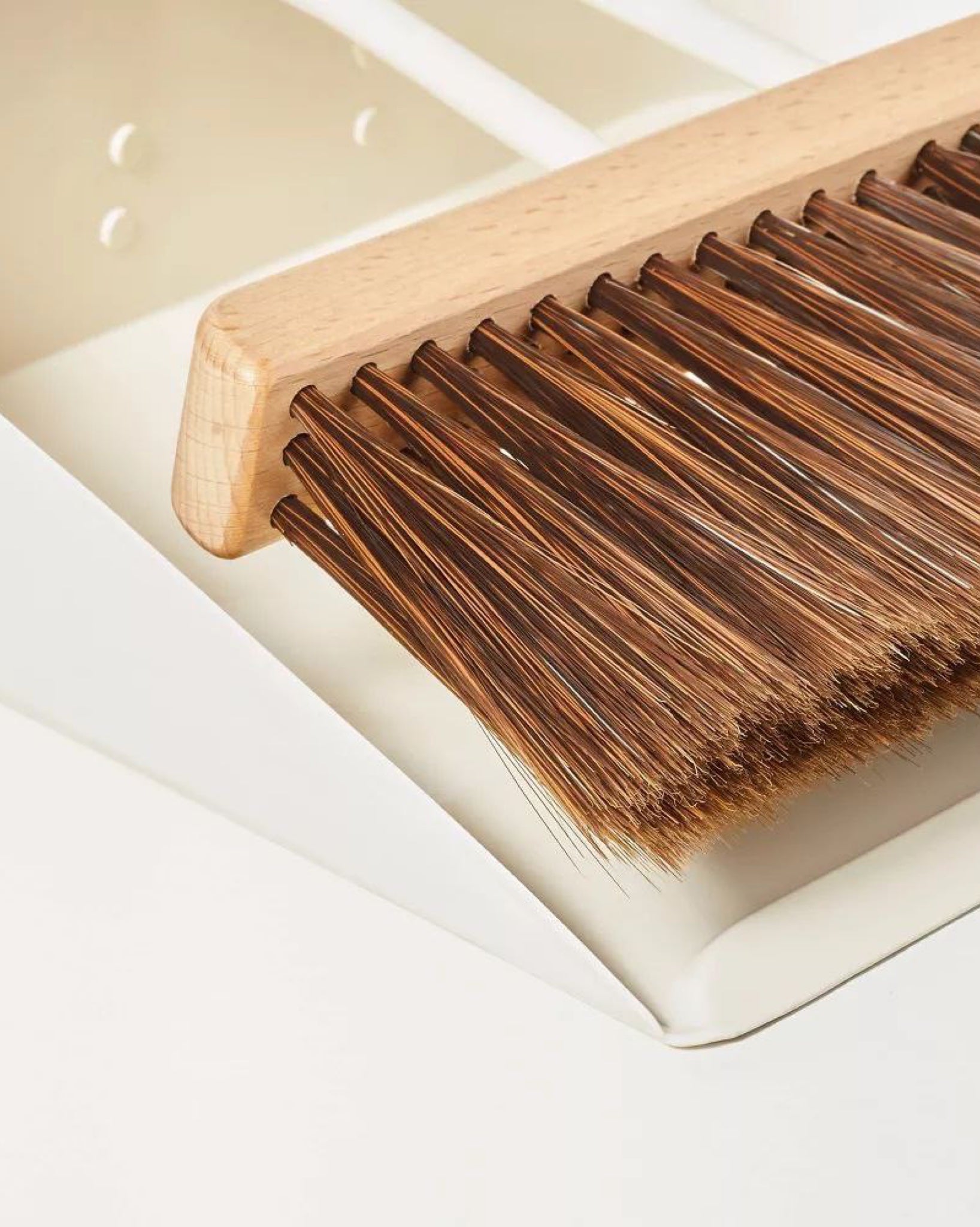 Hand Broom and Dust Pan Set Cream