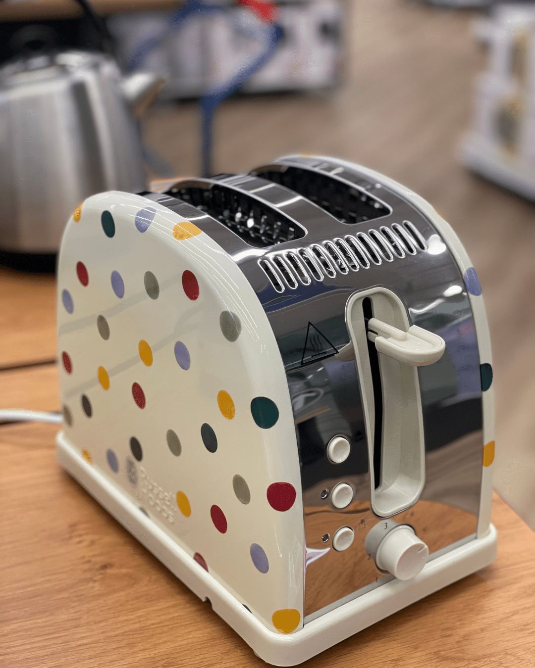 Russell Hobbs Polka Dot 2 Slice Toaster