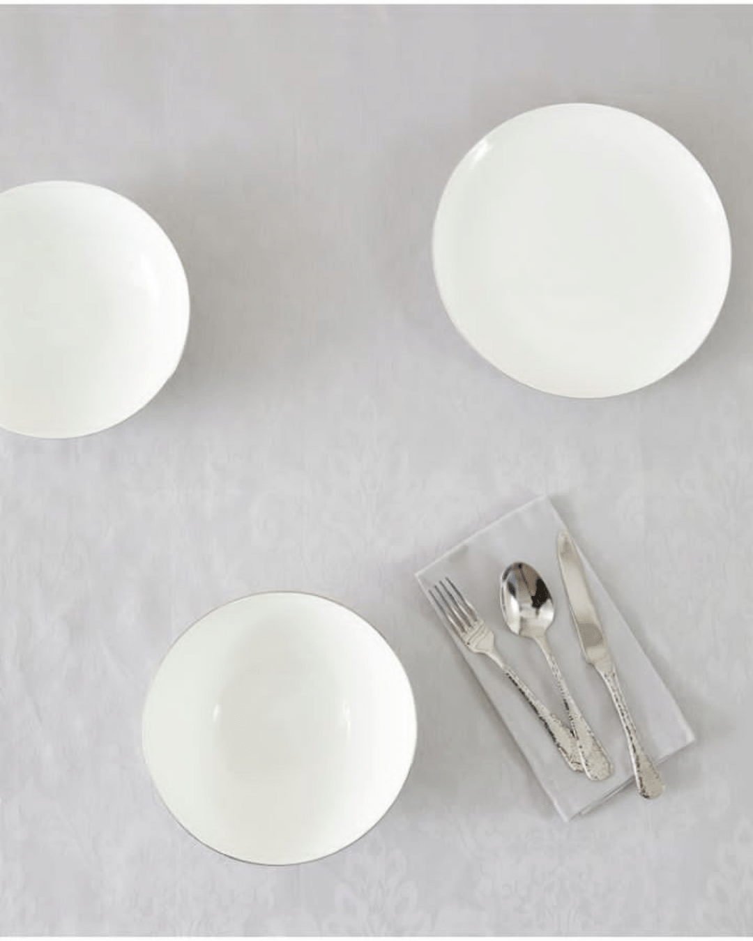 Cotton Jacquard Tablecloth in Light Grey (Round 165cm)