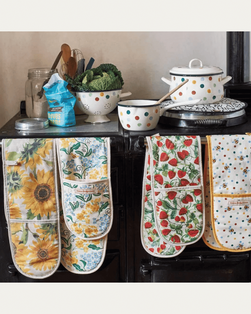 Small Polka Dot Double Oven Glove