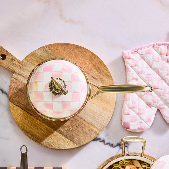 Rosy Check Saucepan