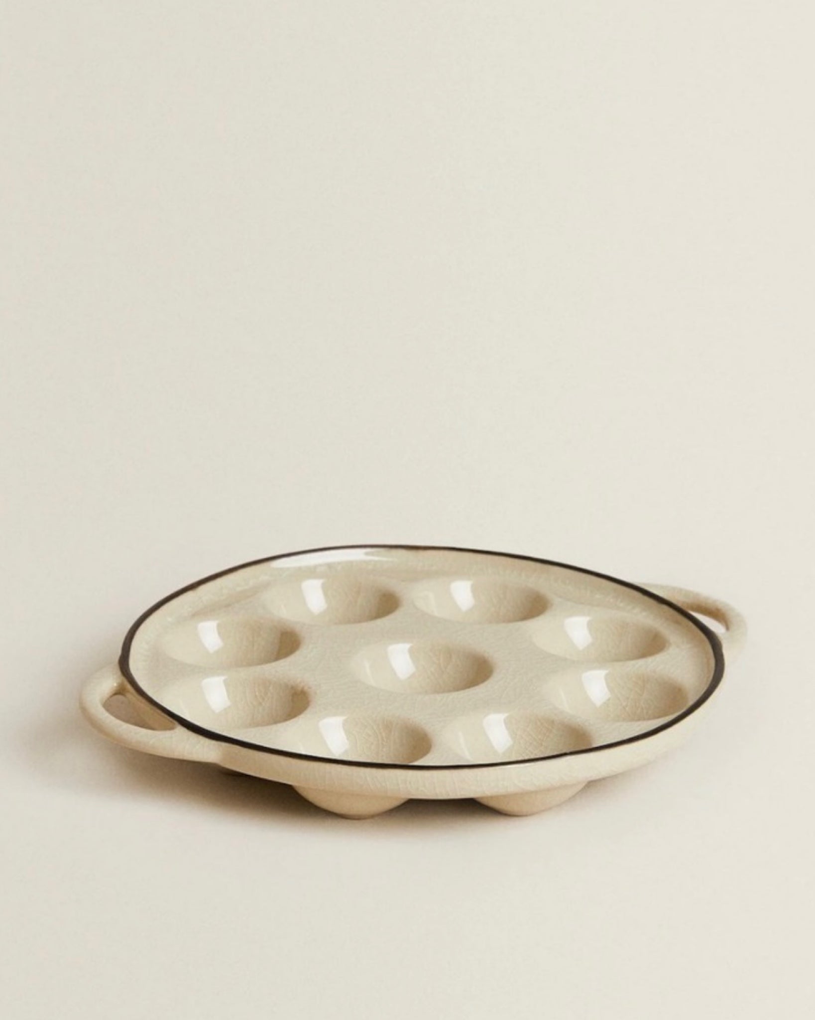Stoneware Egg Holder for 9 eggs (crackled finish)