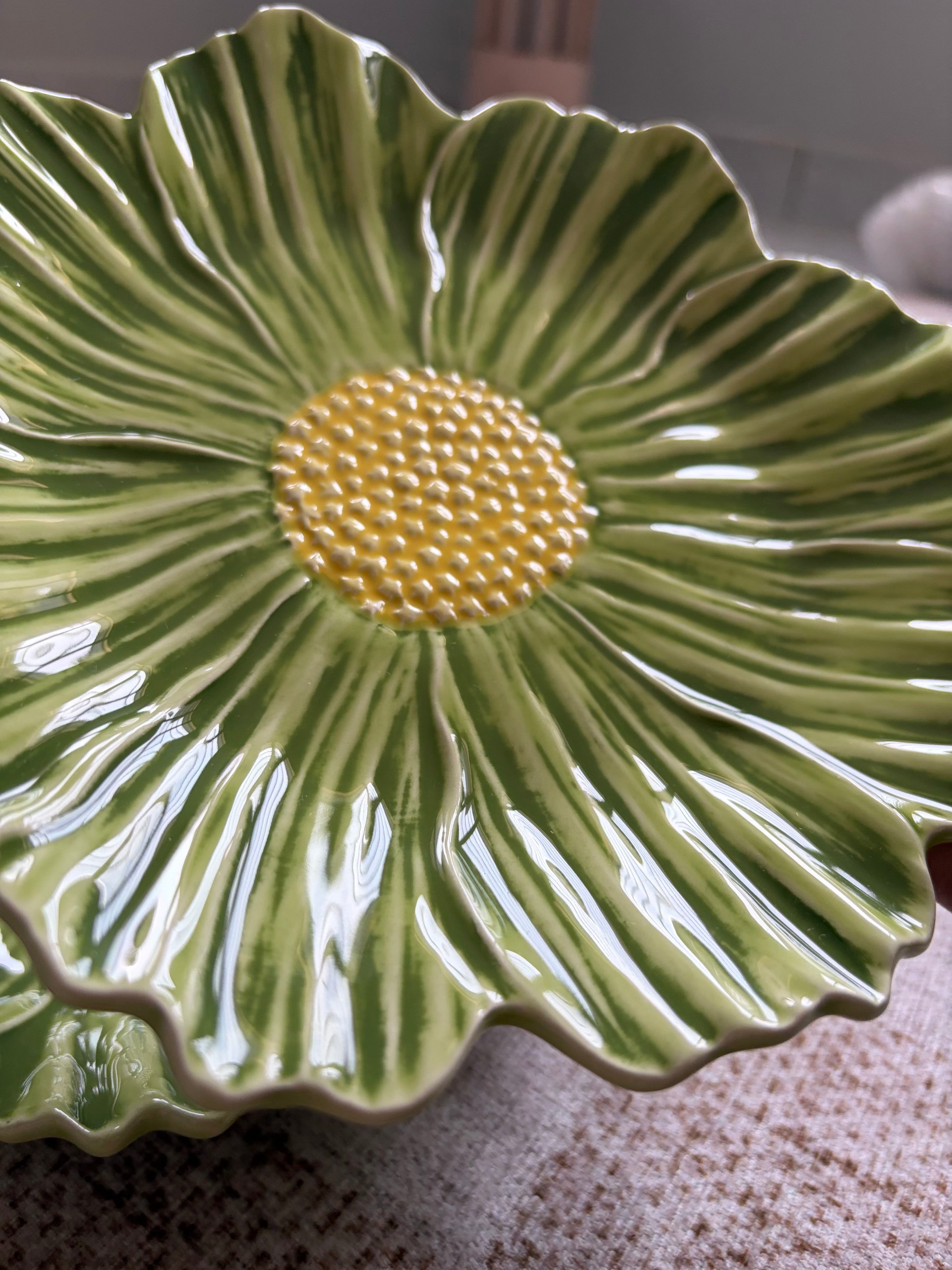 [imperfect] Maria Flor Cosmos Dessert Plate