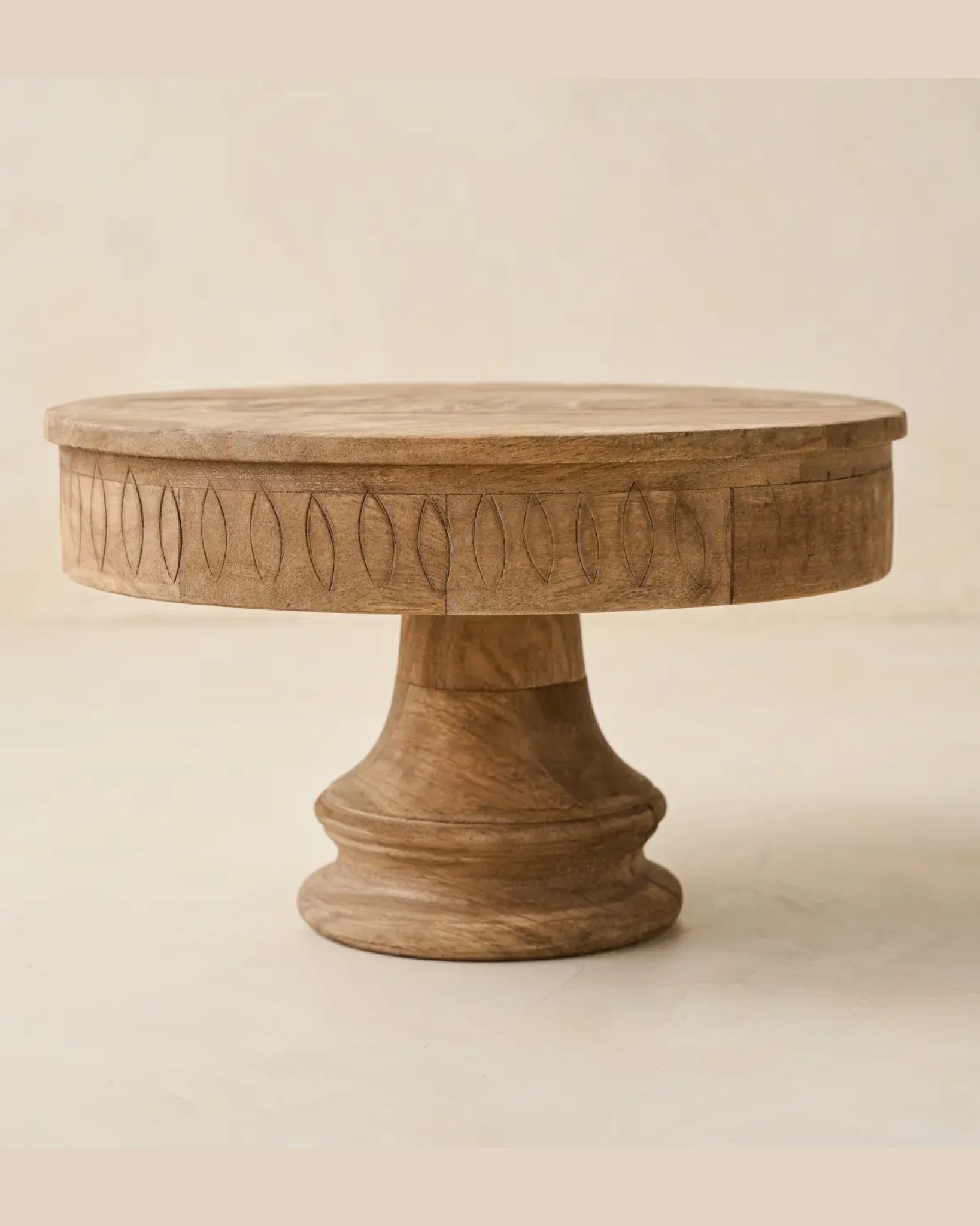 Mango Wood Petal Serving Stand