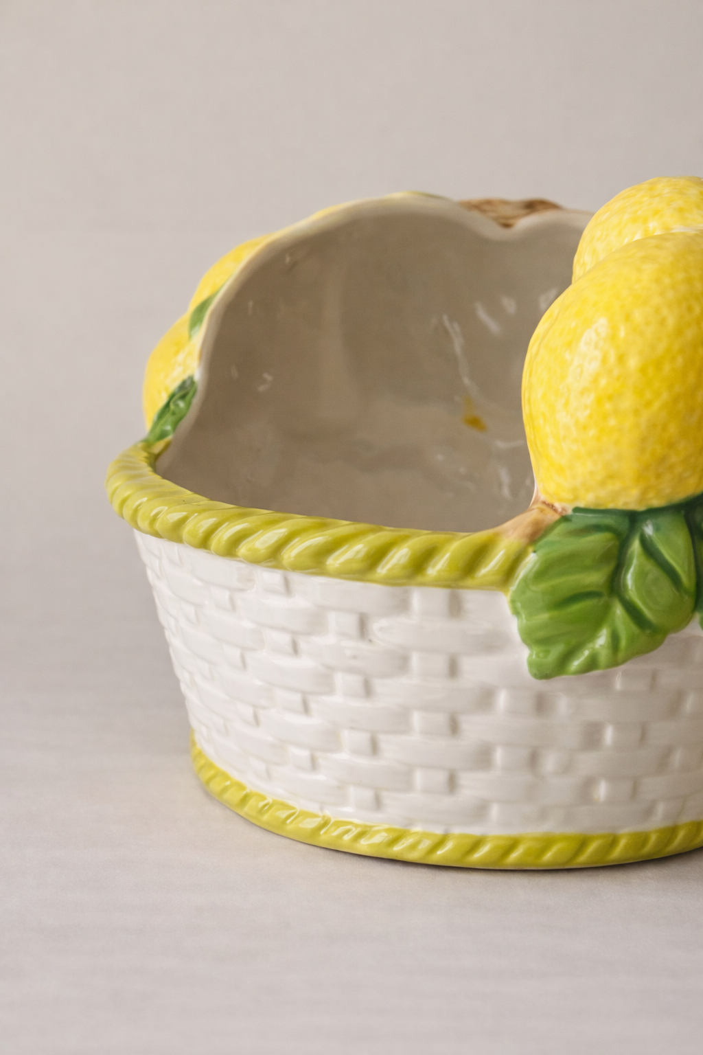 Lemon basket (Handpainted)