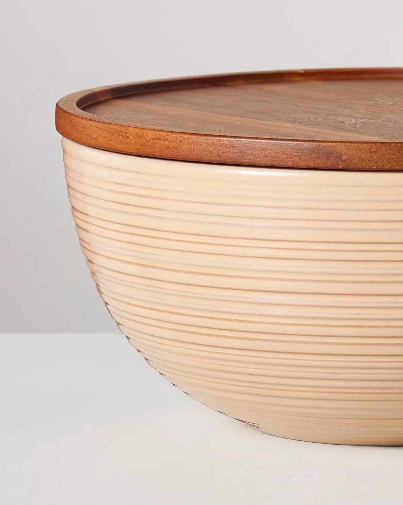 Ribbed Stoneware Serving Bowls with Wood Lids Blush/Brown (Set of 2)