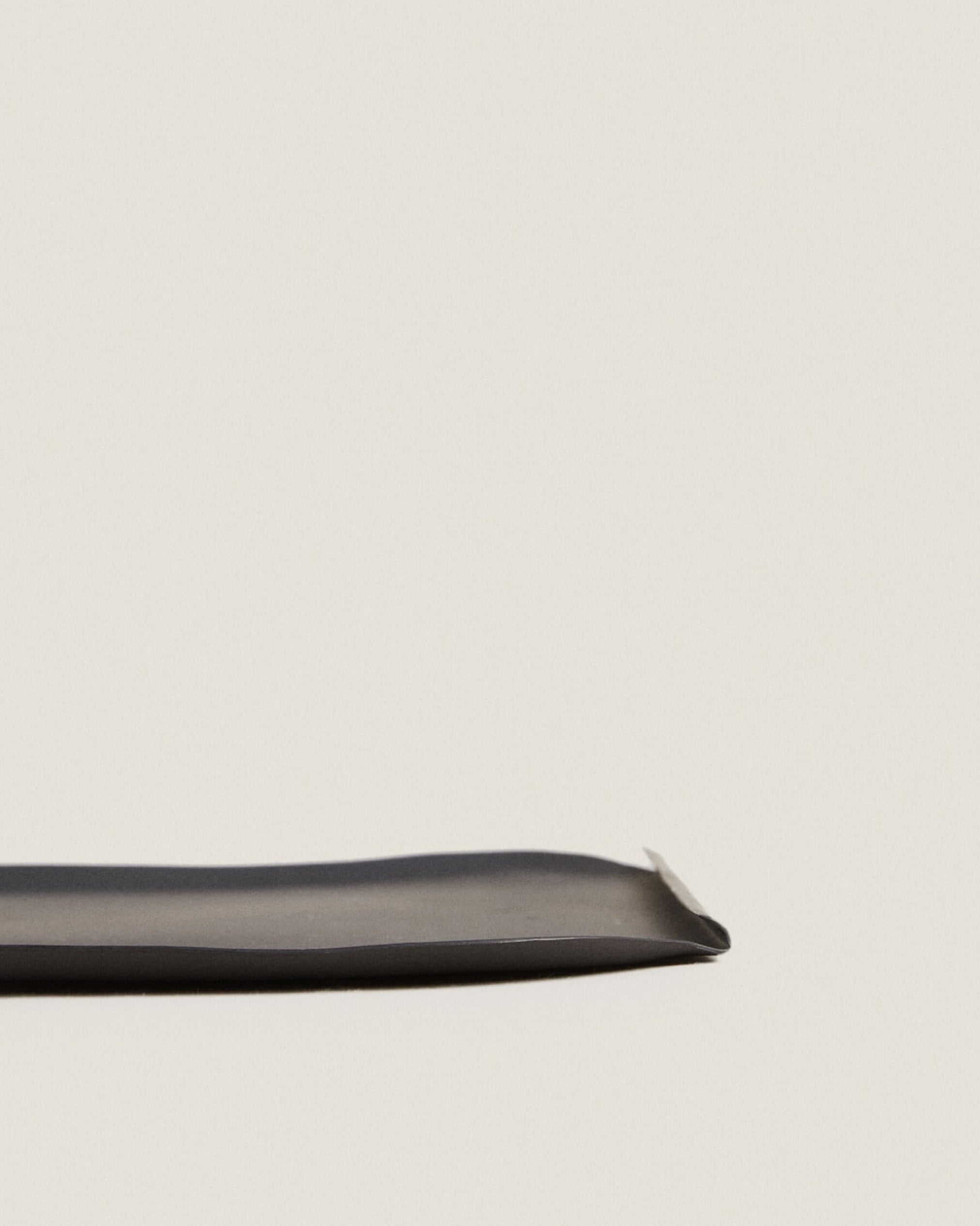 Iron Flat Metal Tray (Medium)