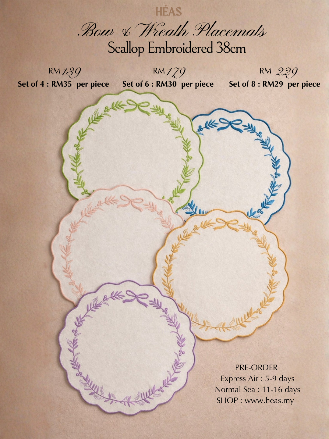 Embroidered Scallop Placemat – Bow Wreath 38cm