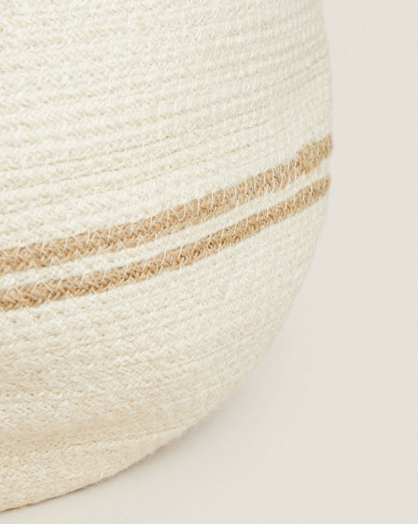 Round Woven Basket (Medium)