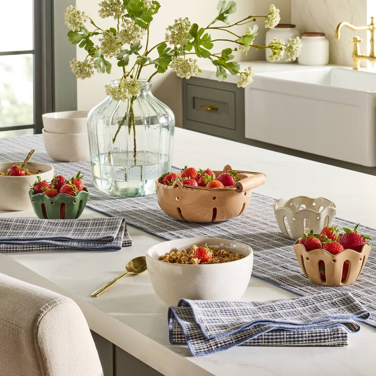 Set of 3 Stoneware Wavy Edge Mini Berry Serving Bowls Tan/Green/Cream