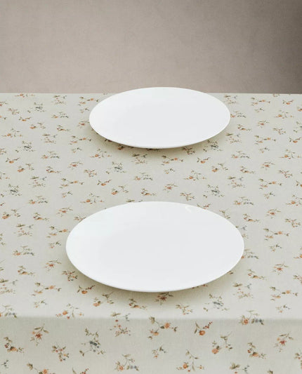 Soft Floral Tablecloth (6-8 pax)