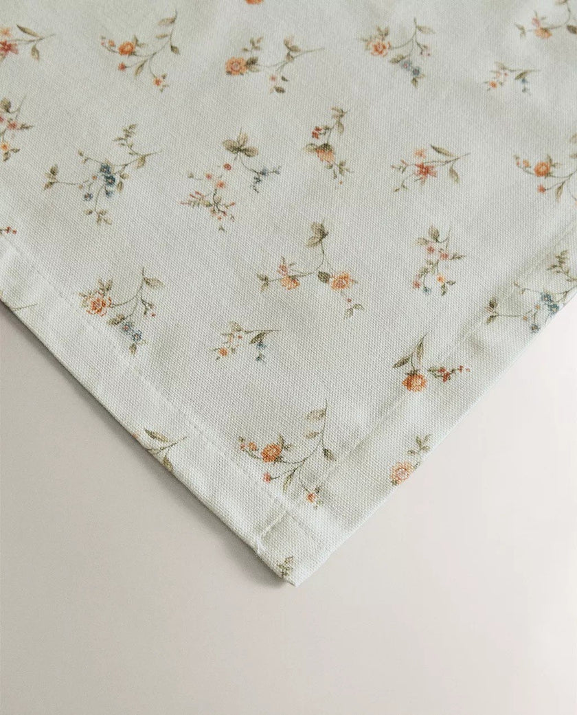 Soft Floral Tablecloth (6-8 pax)