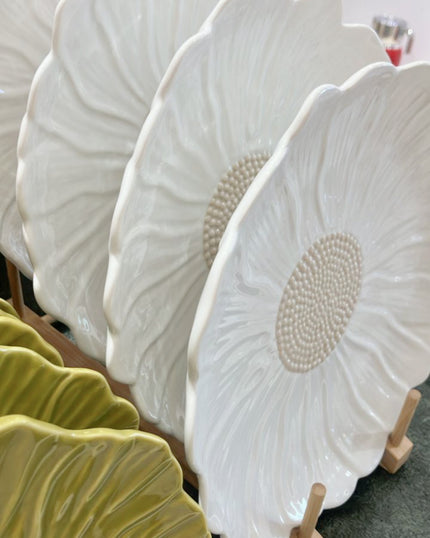 White Diana Petal Dinner Plate 27cm