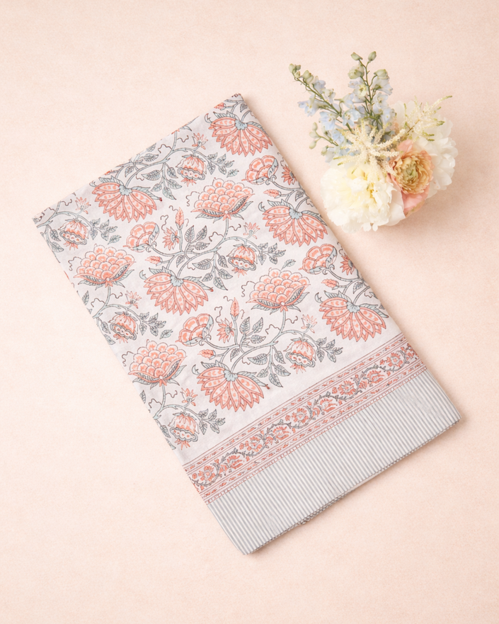 Blush Garden Tablecloth(6-8 pax | 8-10 pax)