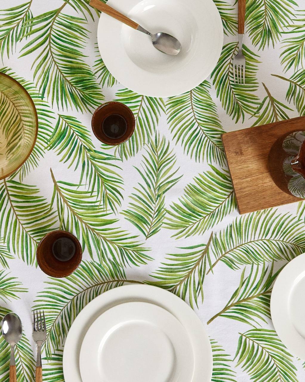 Leaf Print Tablecloth (Round 180 cm)