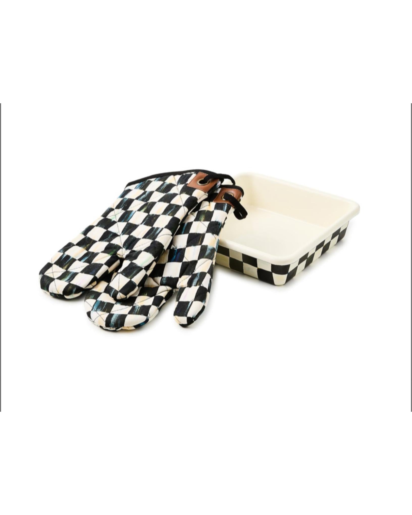 Courtly Check Baking Set of 2 (Enamel Baking Pan & Oven Mitts)