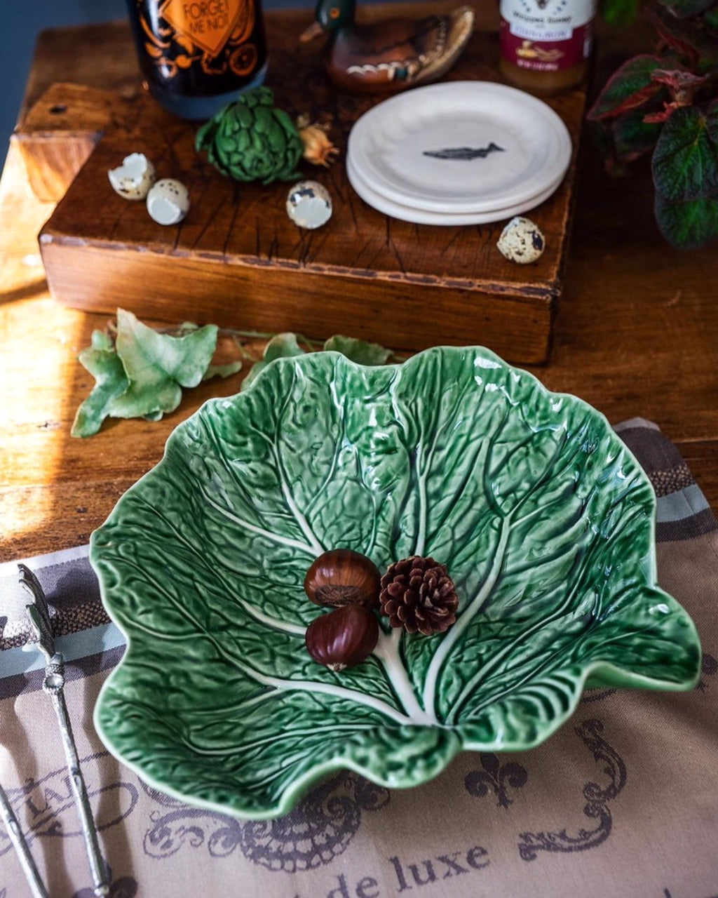 Cabbage Serving Concave leaf 27cm
