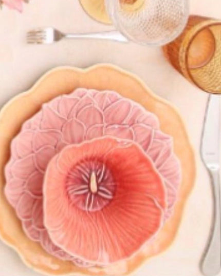 Maria Flor Hollyhock Dessert Bowl
