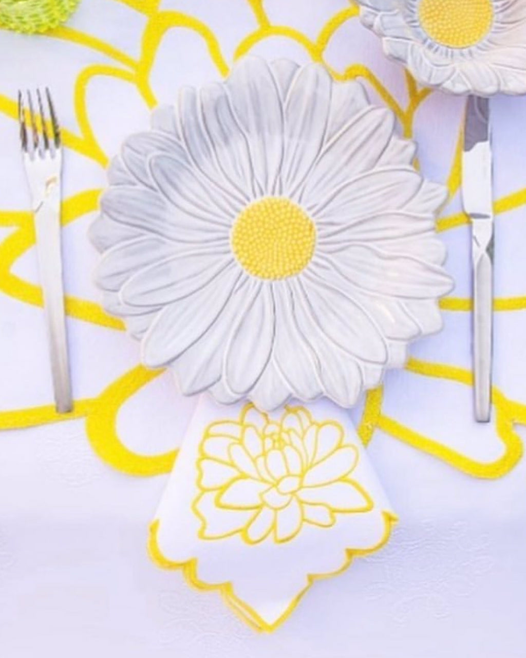 Maria Flor Daisy Dessert Bowl