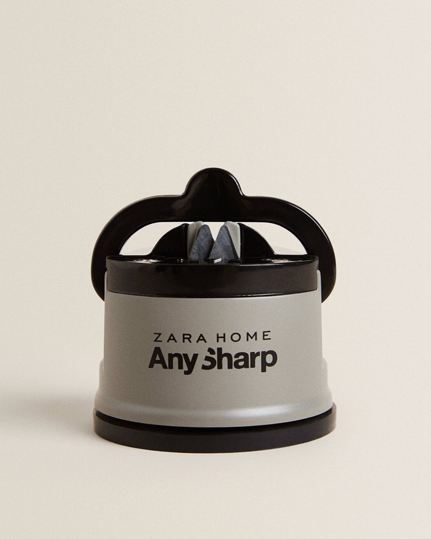 Knife Sharpener with Suction Cup in Grey