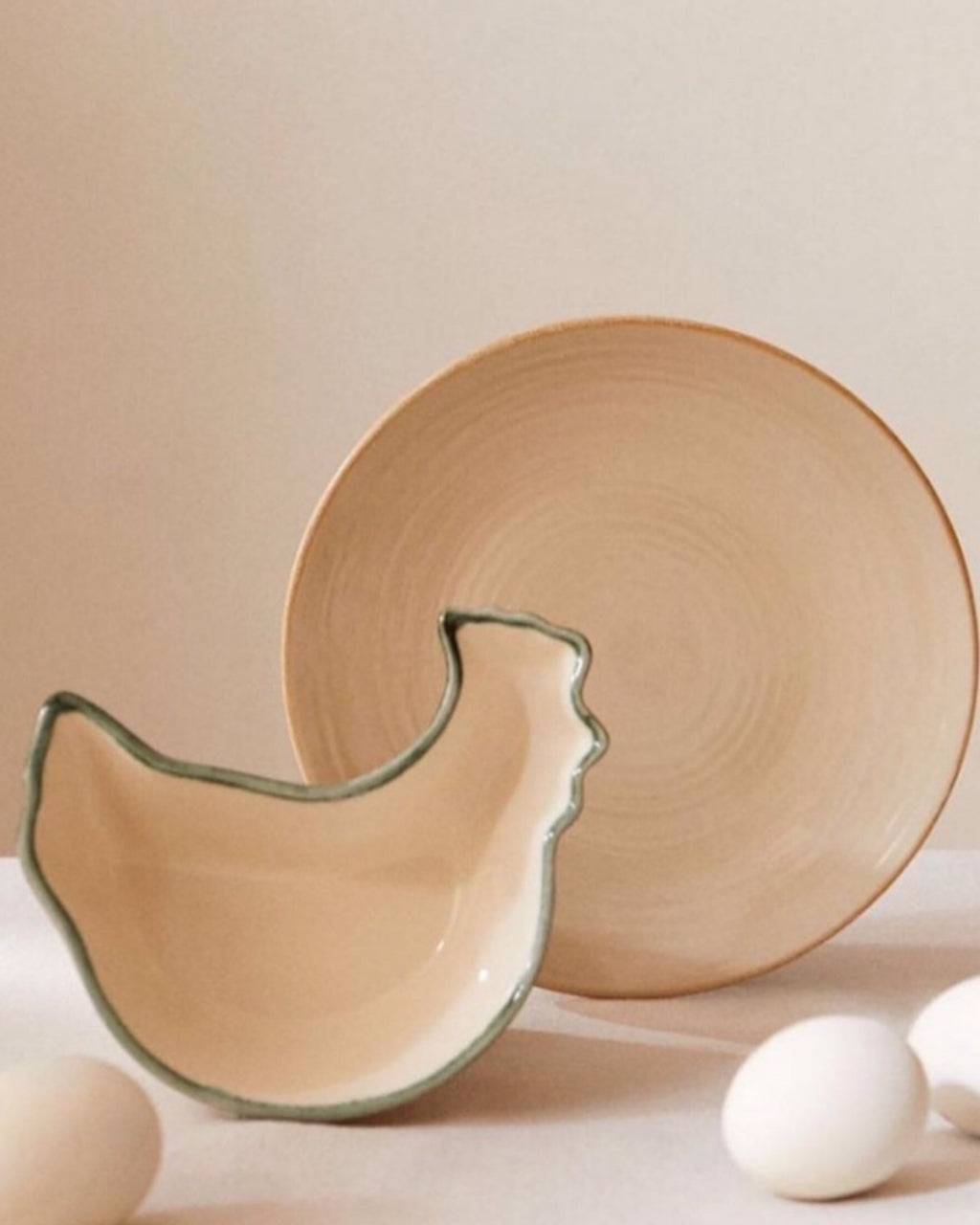 Hen-Shaped Earthenware Bowl