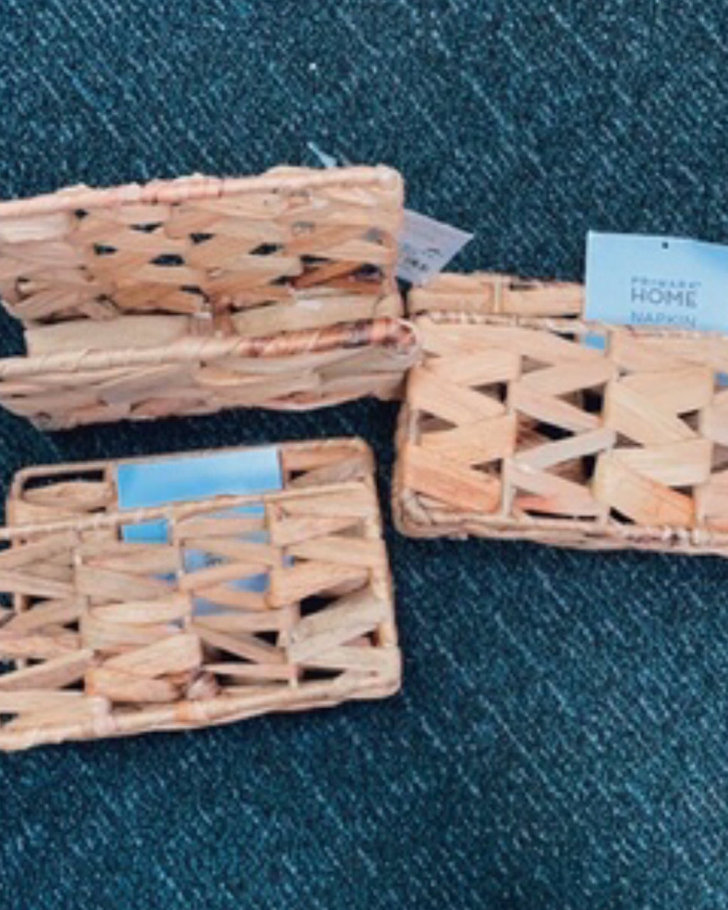 Rattan Napkin/Tissue Holder