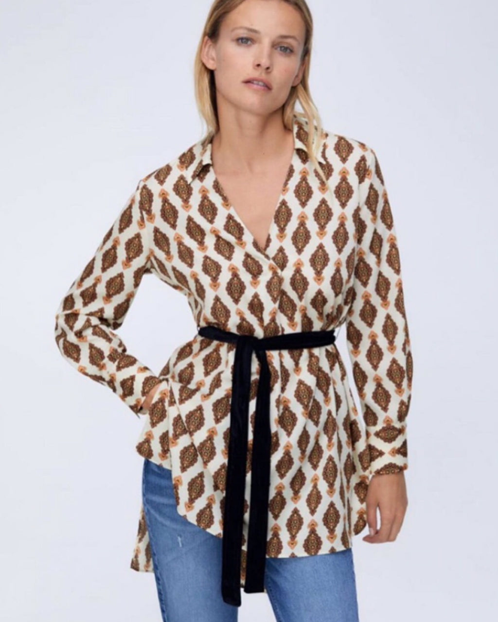 Printed Oversize Blouse With Velvet Tie in M