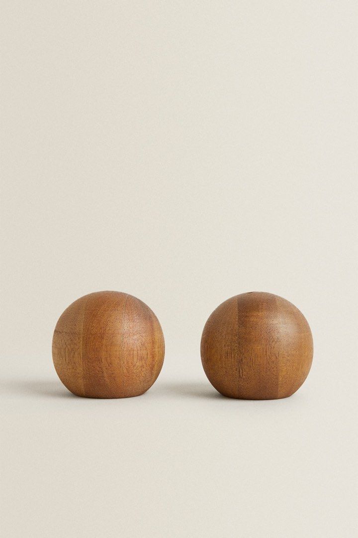 [imperfect] Round salt pepper set