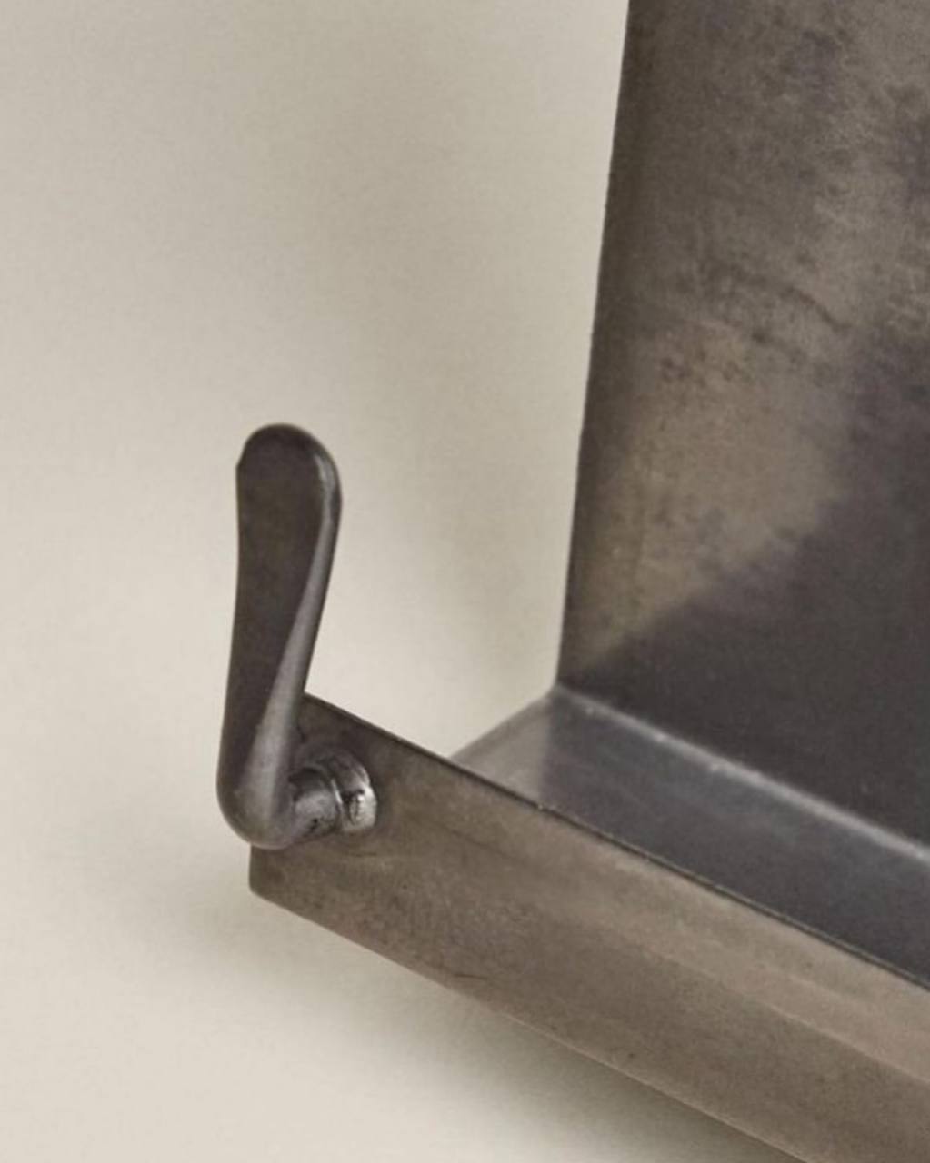 [imperfect]  Wood and Iron Recipe Book/Tablet Stand