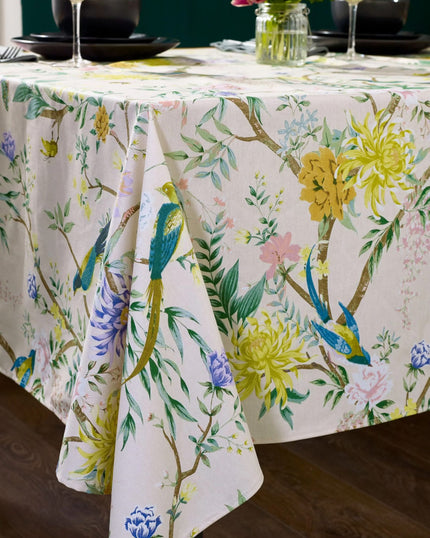Water Resistant Wildlife Spring Tablecloth (6-8 pax | Round)