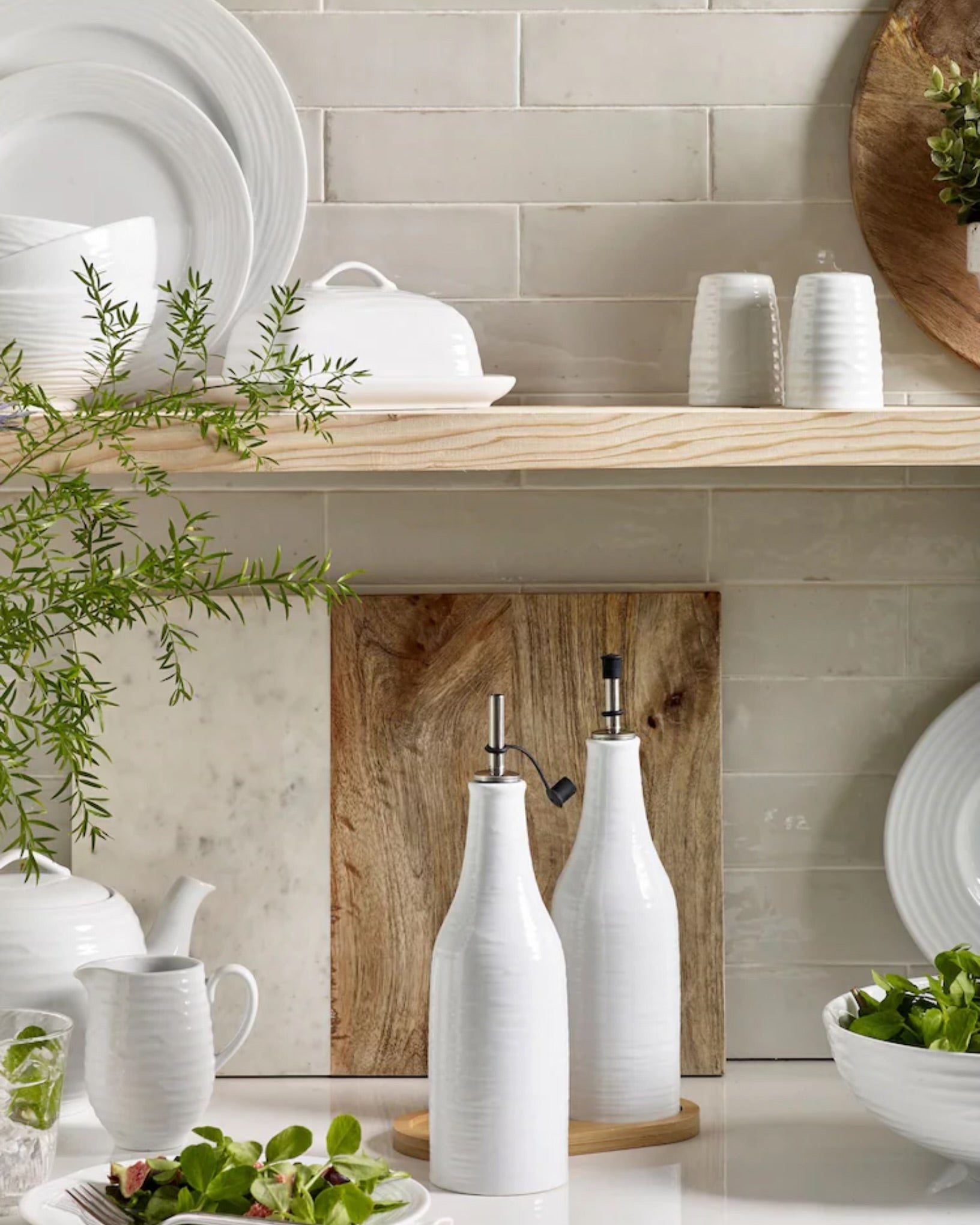 Set of 2 White Malvern Embossed Oil