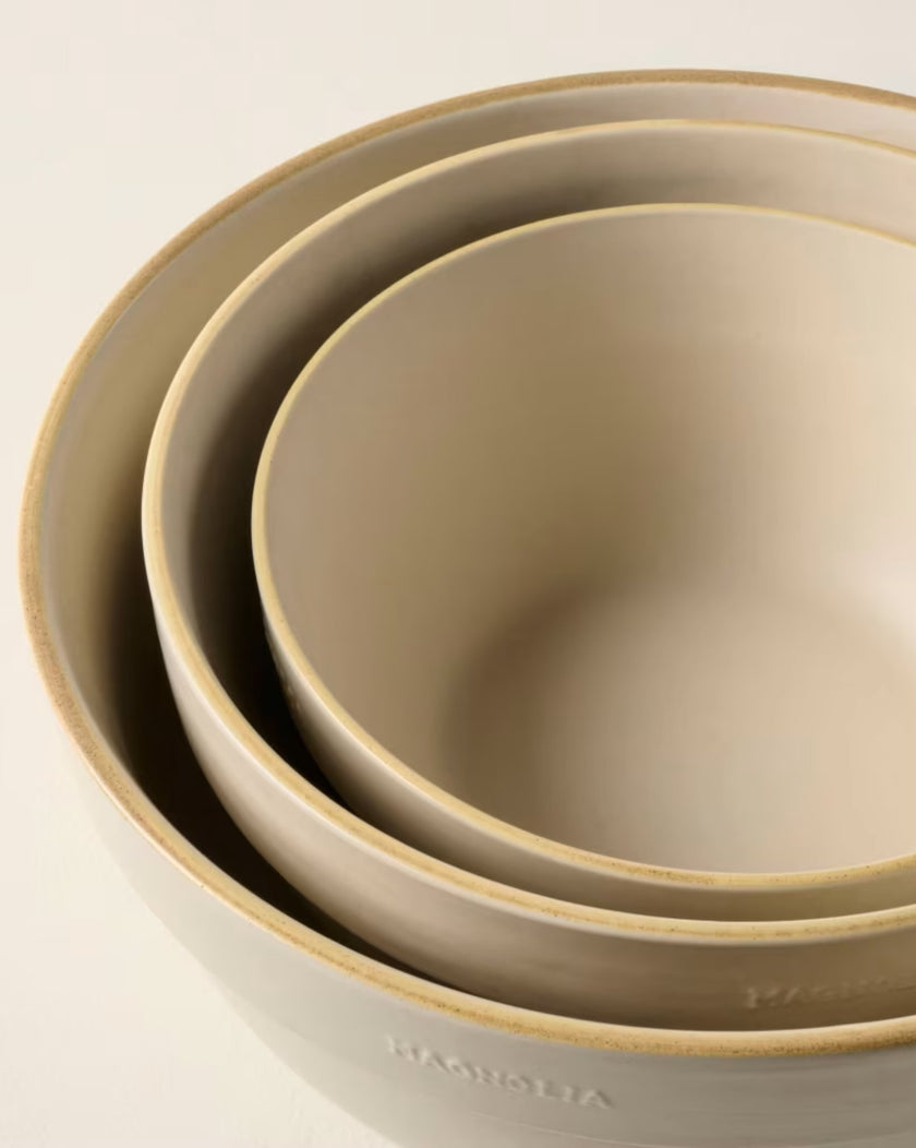 Set of Vintage-Inspired Mixing Bowls