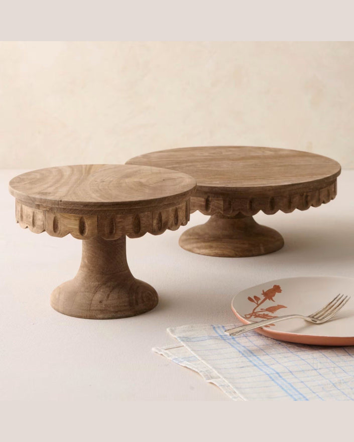Mango Wood Petal Scalloped Cake Serving Stand
