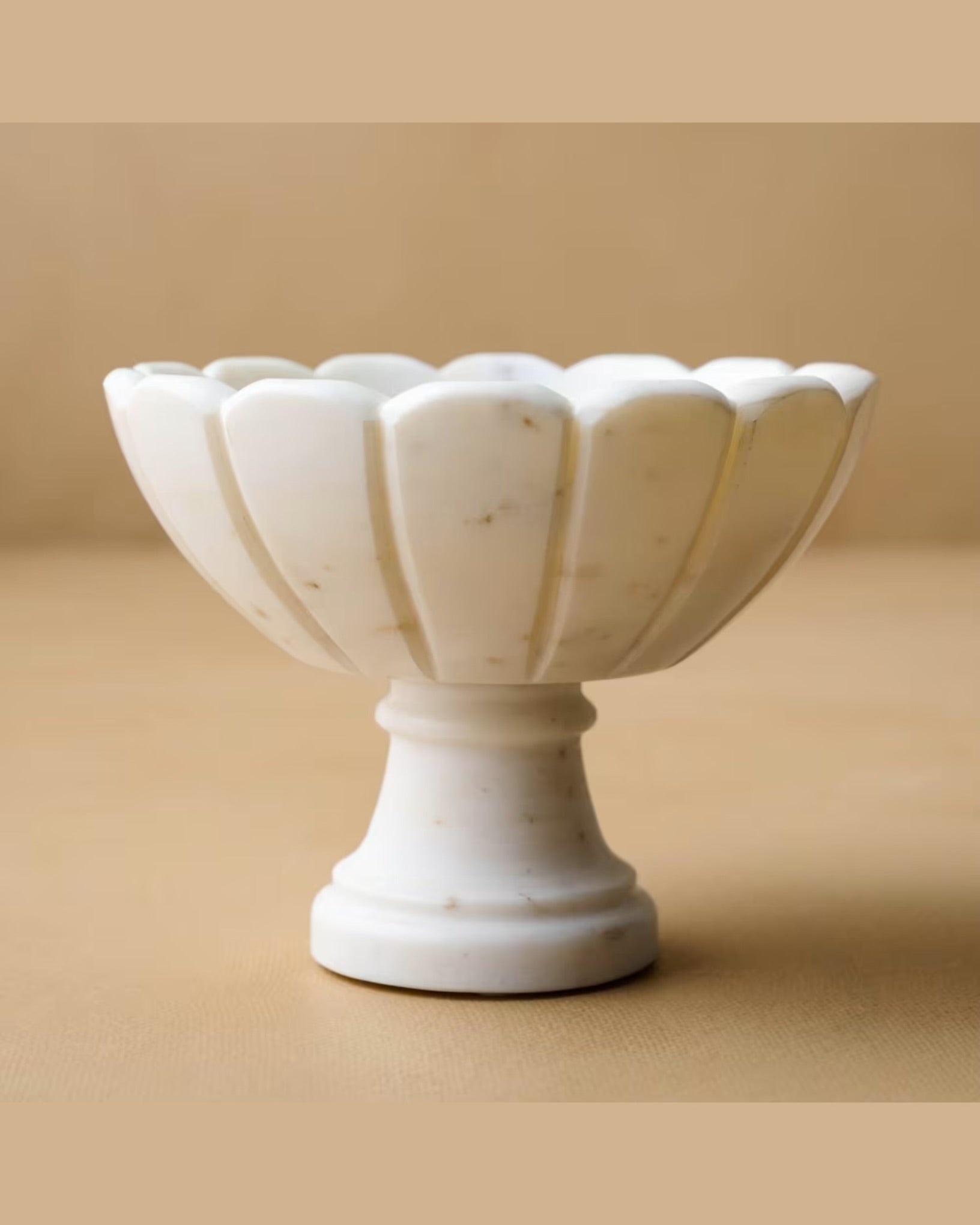 Marble Scalloped Accent Bowl
