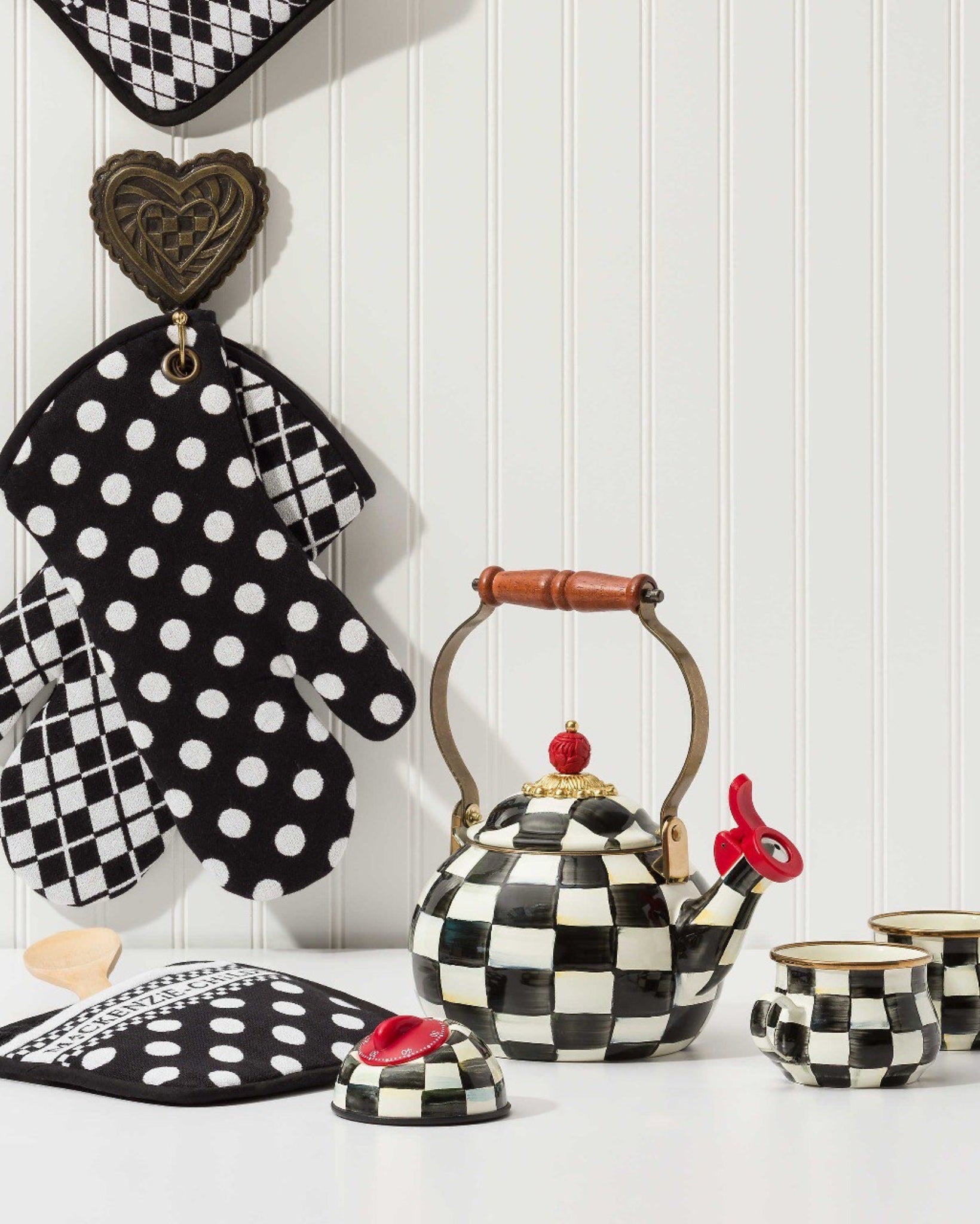 Courtly Check Whistling Tea Kettle