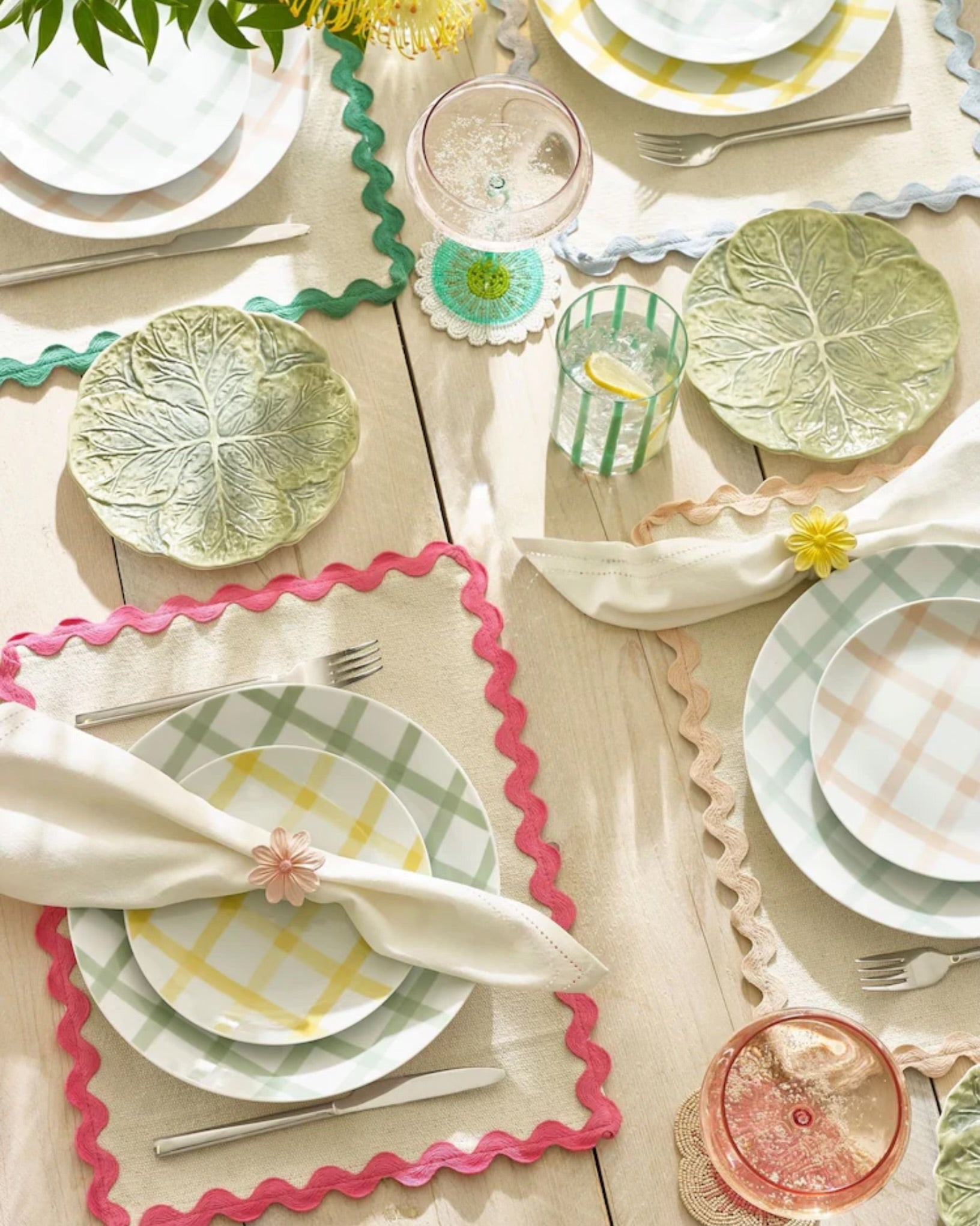 Multi Bright Wiggle Fabric Placemats Set of 4 or 8
