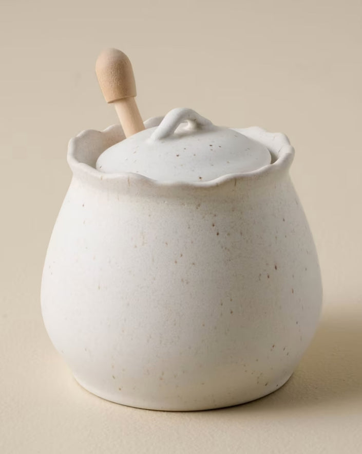 Madeline Ruffle Honey Pot