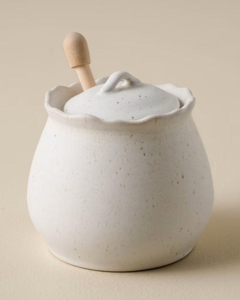 Madeline Ruffle Honey Pot