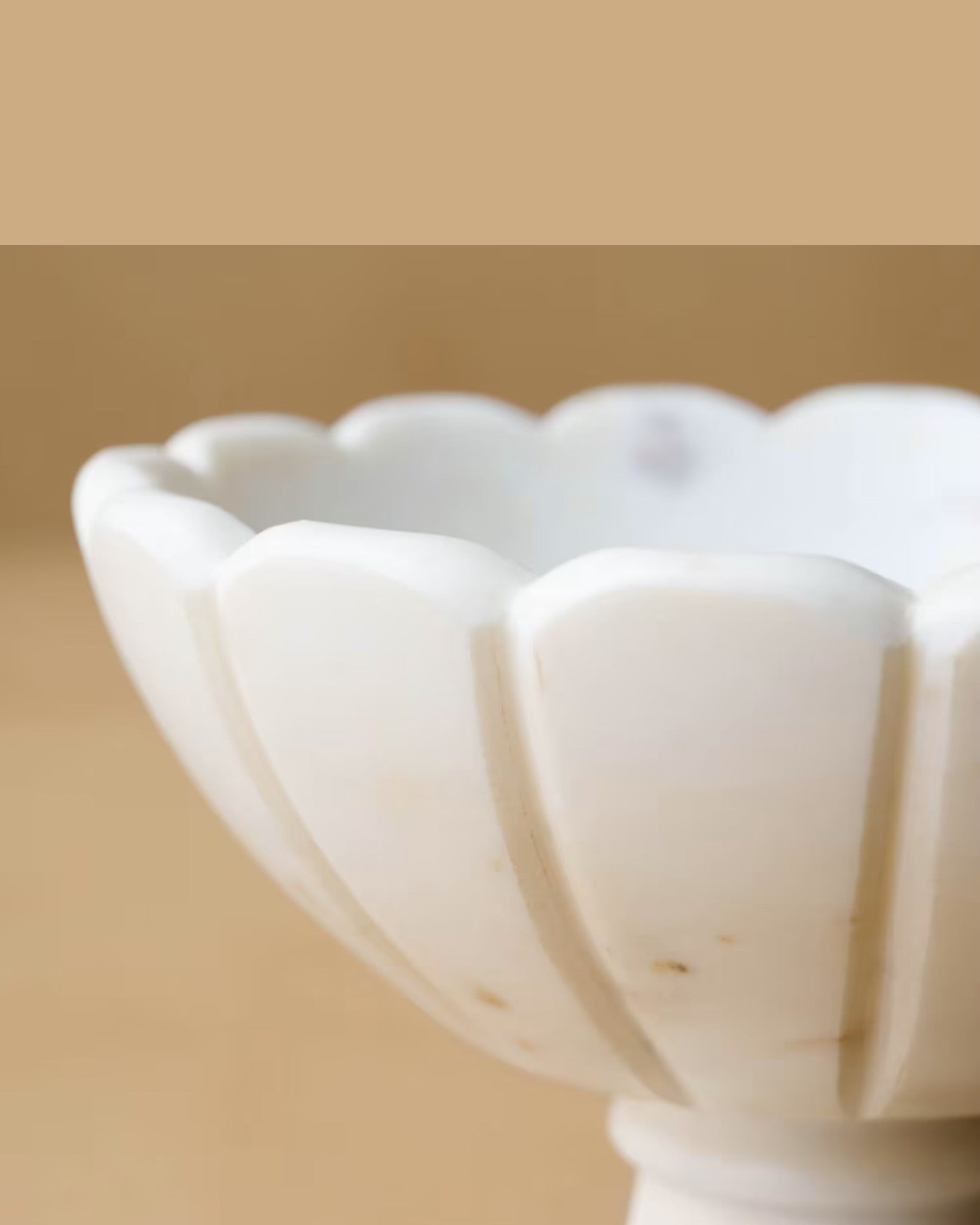 Marble Scalloped Accent Bowl