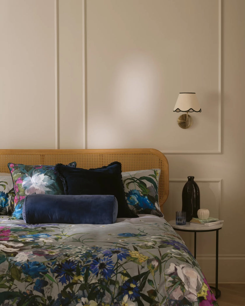 Sally Wall Light