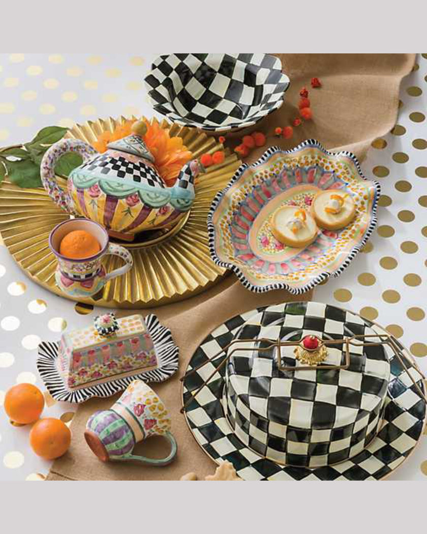 Courtly Check Cake Carrier