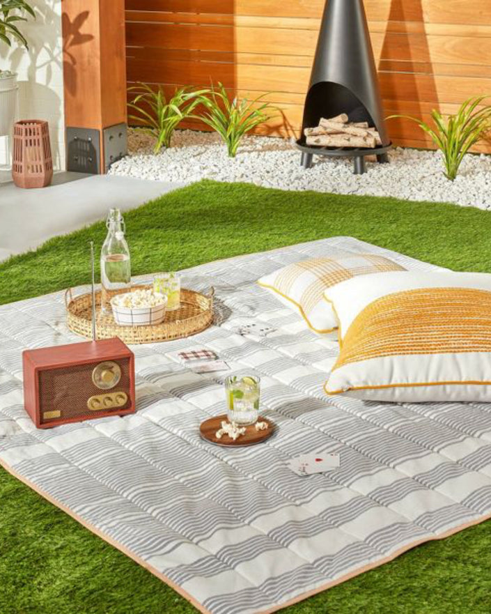 Portable AM/FM Bluetooth Radio Tonal Brown