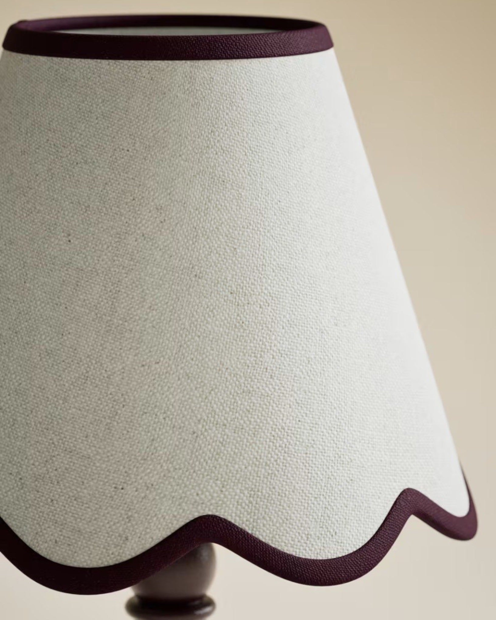 Jackie Bow Table Lamp
